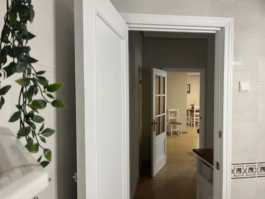 Apartamento Castilla 30 - Parking Publico Gratuito